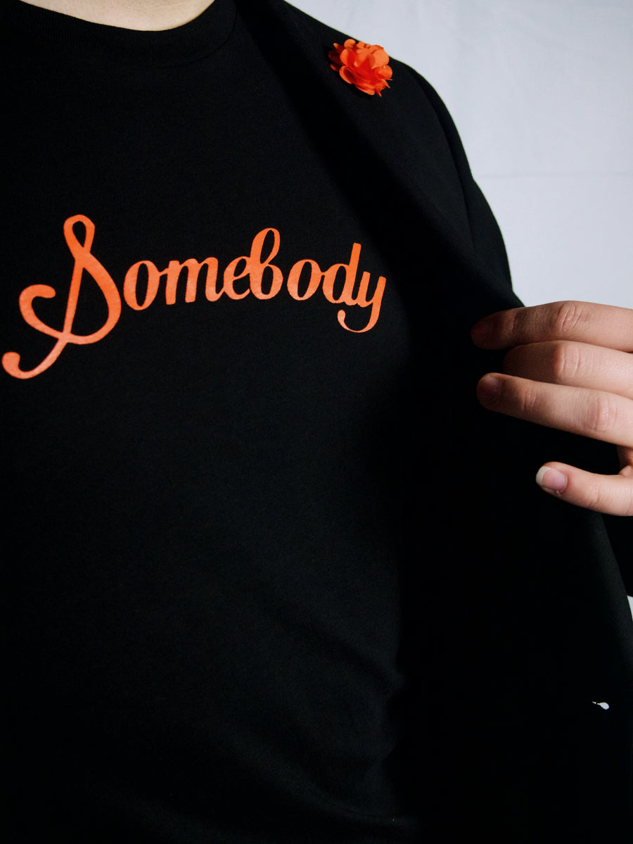 Somebody T-Shirt in Black